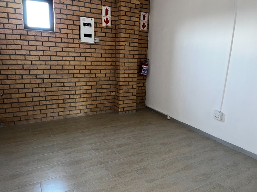 To Let commercial Property for Rent in Meerhof North West